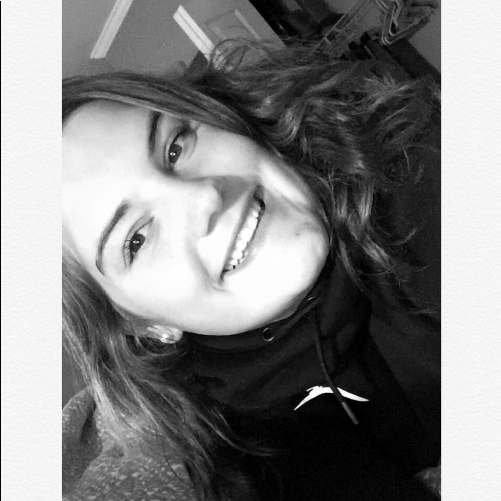 Meet your Posher, Victoria